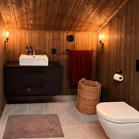 Σπίτι διακοπών Design With Sauna And Jacuzzi At Hafjell Øyer